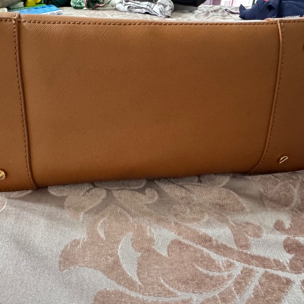 Tory Burch purse - Picture 3 of 6